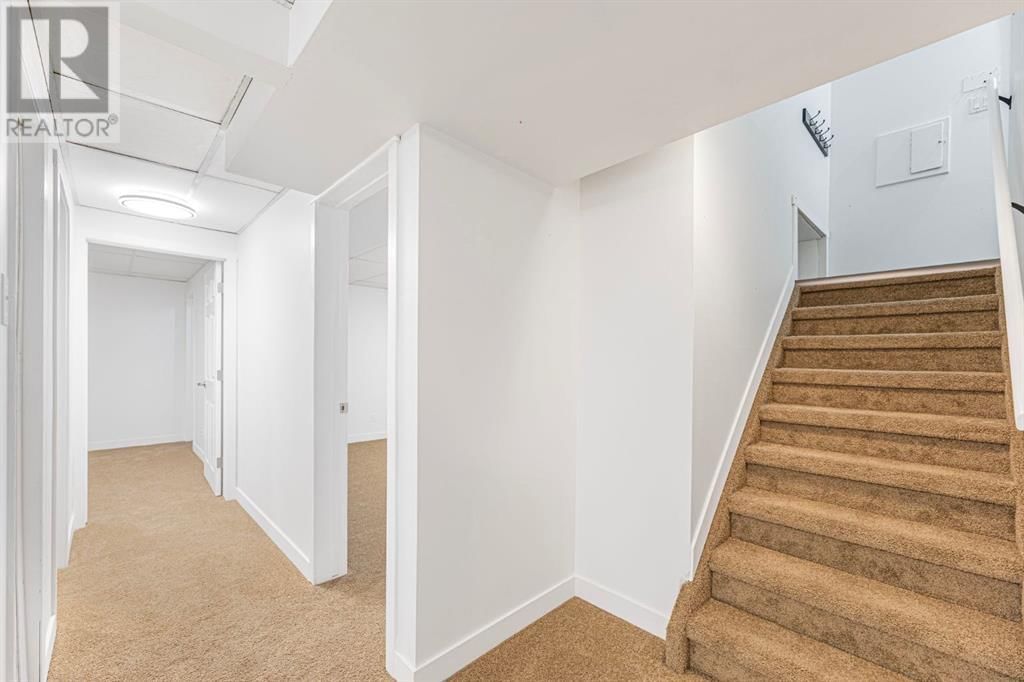 5112 48 STREET NORTHWEST Image 30