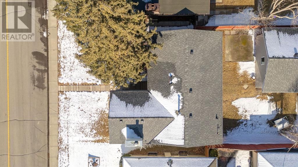 5112 48 STREET NORTHWEST Image 38