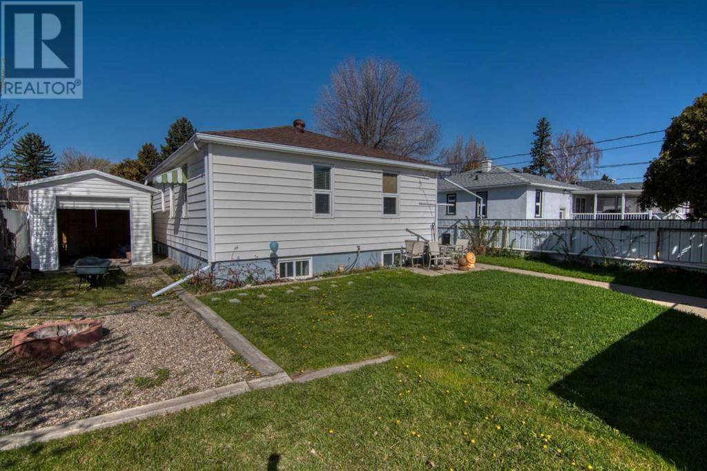 1117 19 Street South Lethbridge, Alberta