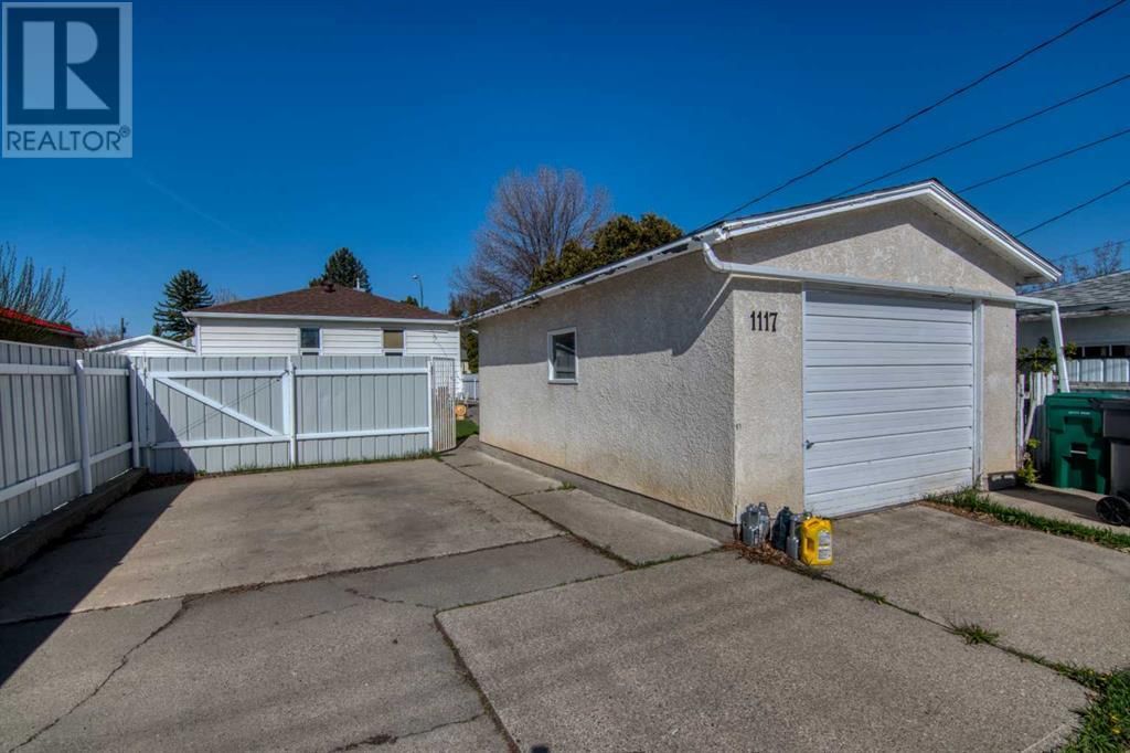 1117 19 Street South Lethbridge, Alberta