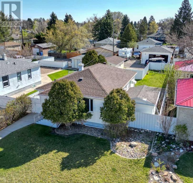 1117 19 Street South Lethbridge, Alberta