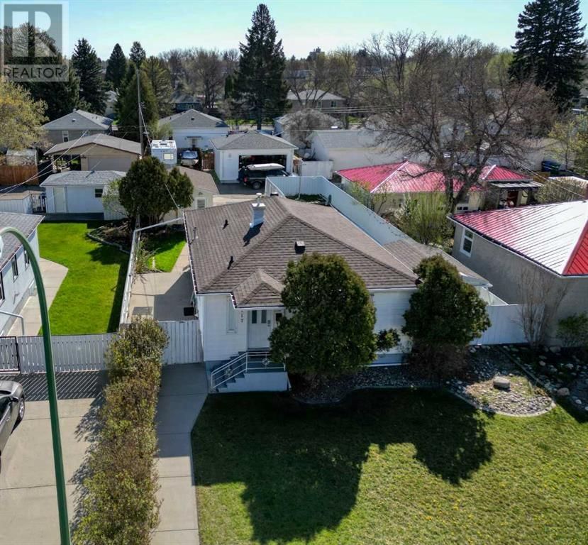 1117 19 Street South Lethbridge, Alberta