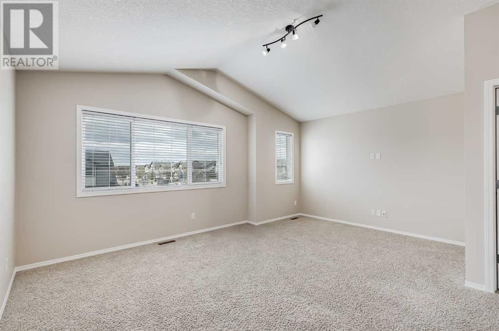 270 KINGS HEIGHTS DRIVE SOUTHEAST Image 13
