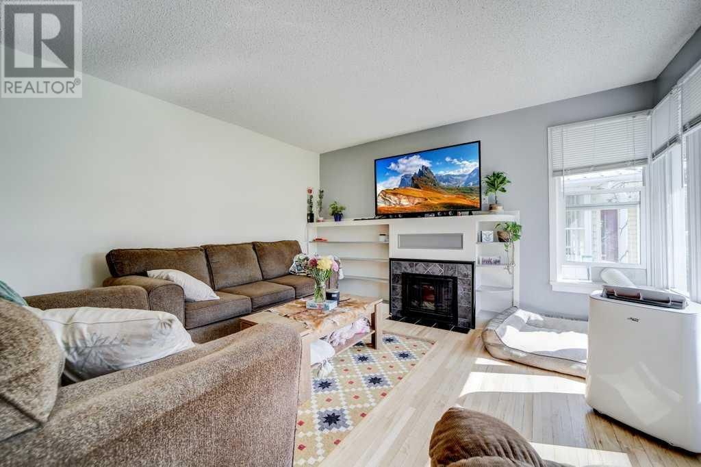 715 15 Street South Lethbridge, Alberta