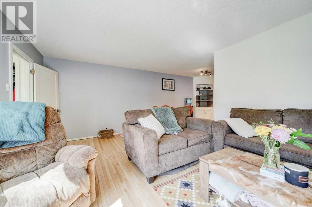 715 15 Street South Lethbridge, Alberta