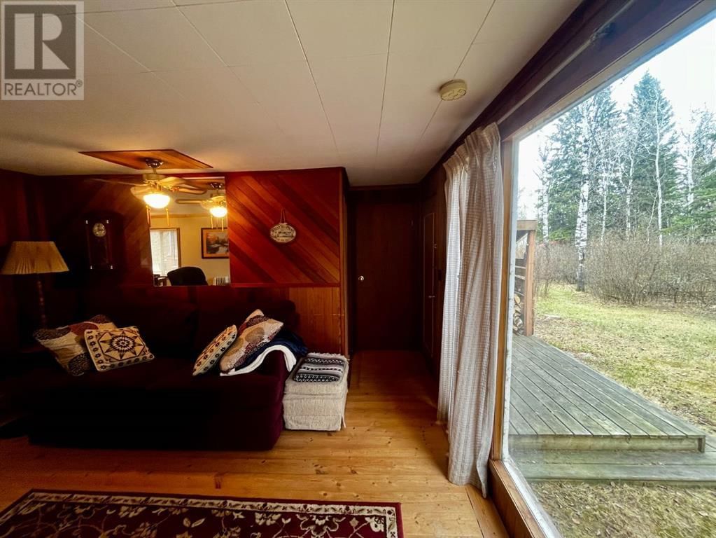 2333 3RD STREET Image 12