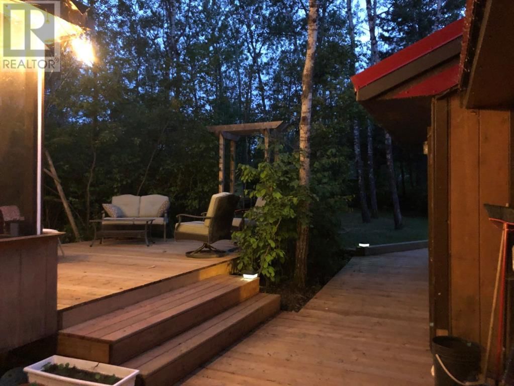 2333 3RD STREET Image 18