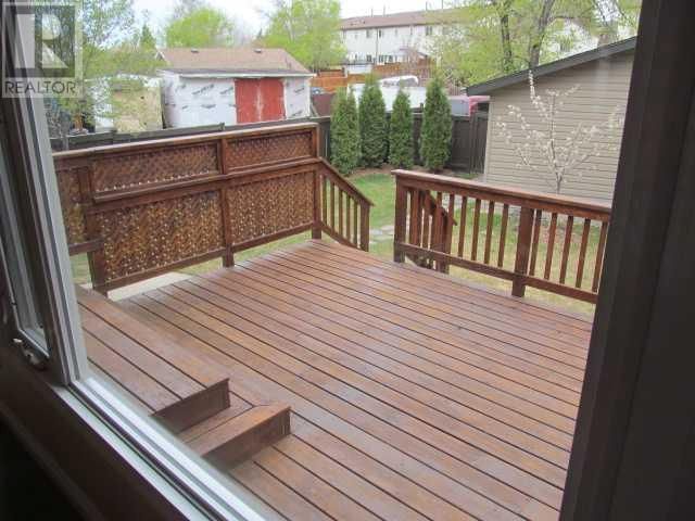 136 MCLEVIN CRESCENT Image 13