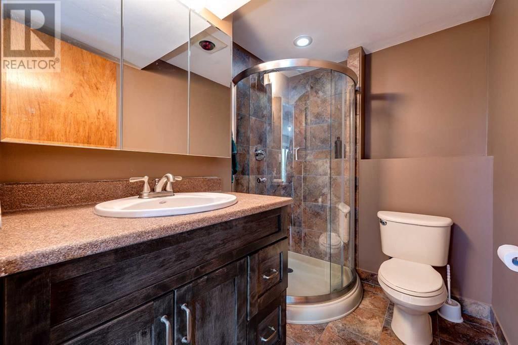 136 MCLEVIN CRESCENT Image 18