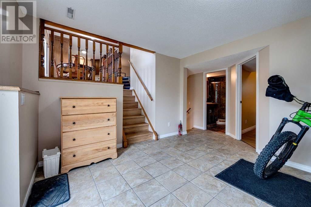 136 MCLEVIN CRESCENT Image 20