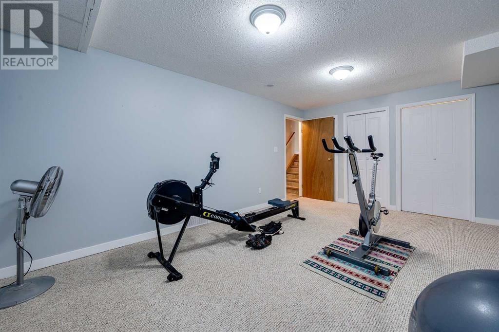 136 MCLEVIN CRESCENT Image 23