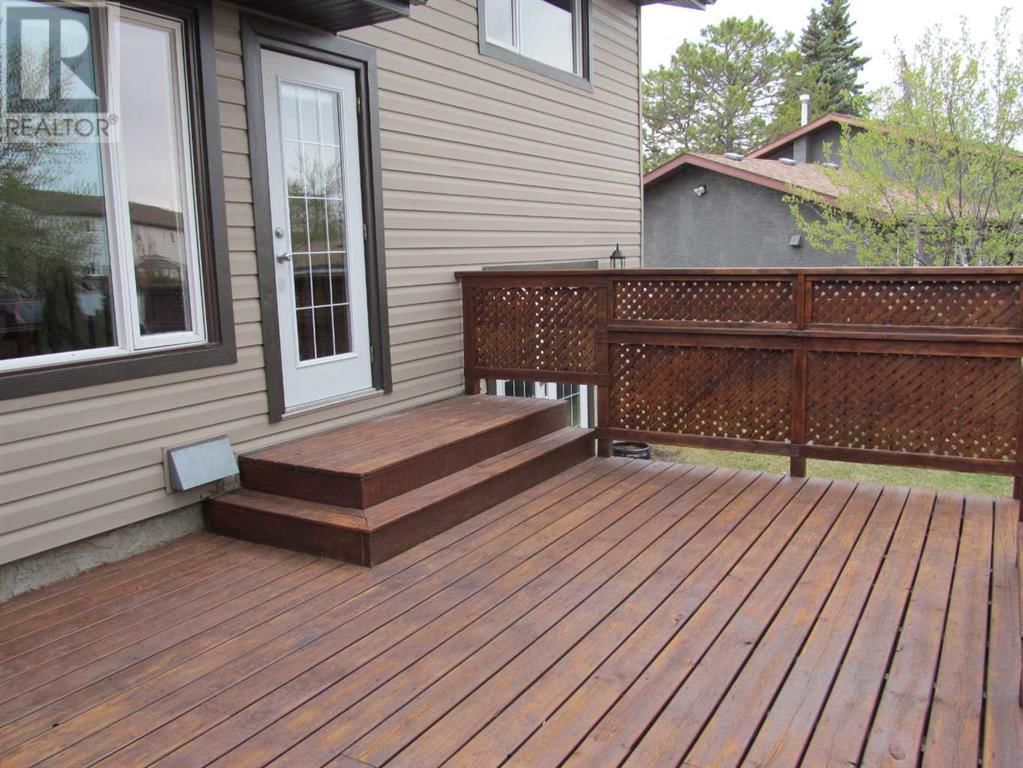 136 MCLEVIN CRESCENT Image 26