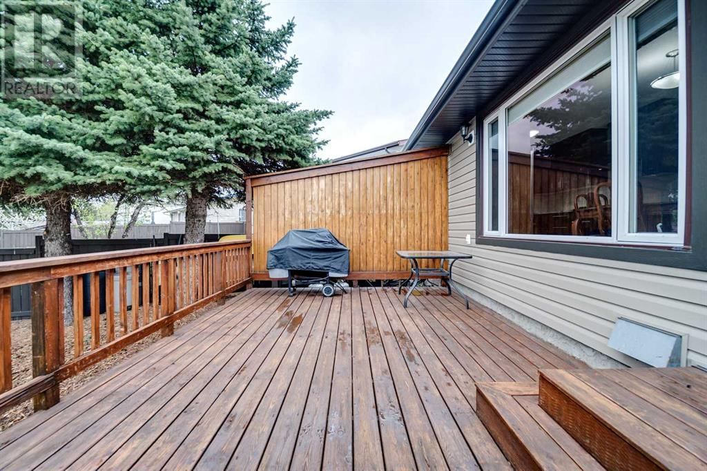 136 MCLEVIN CRESCENT Image 28