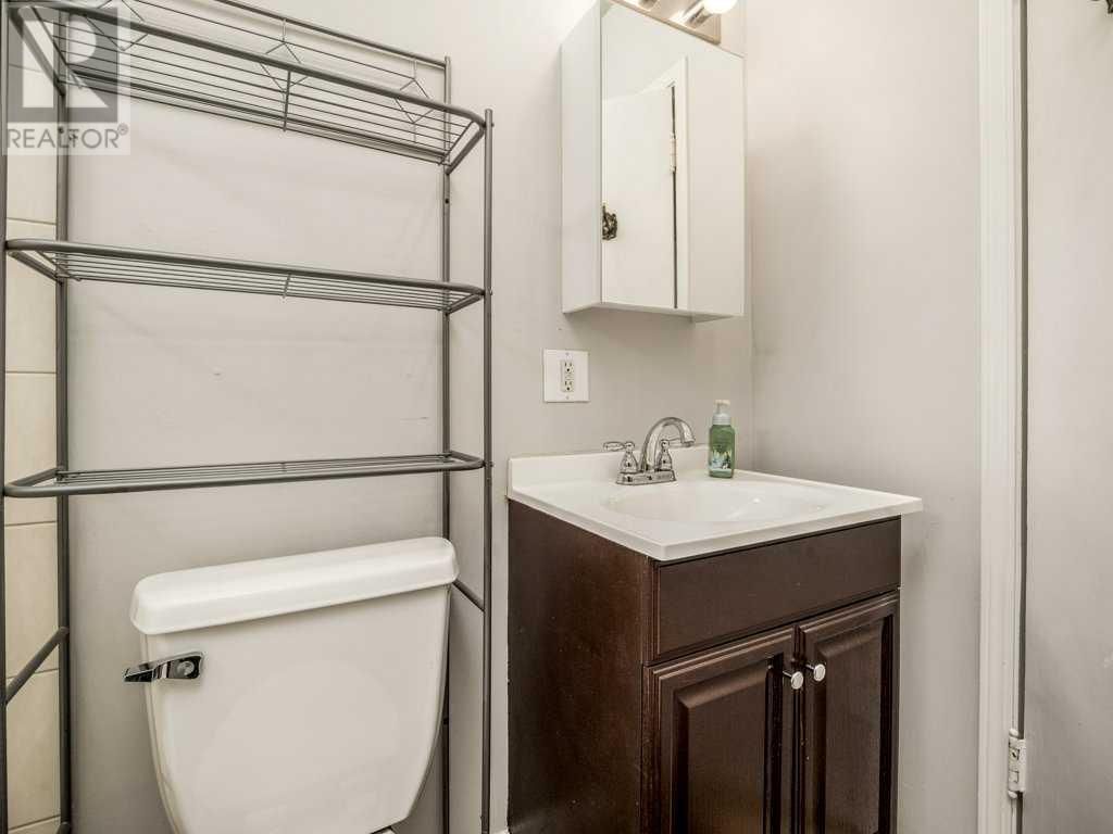 1905 10 Avenue South Lethbridge, Alberta