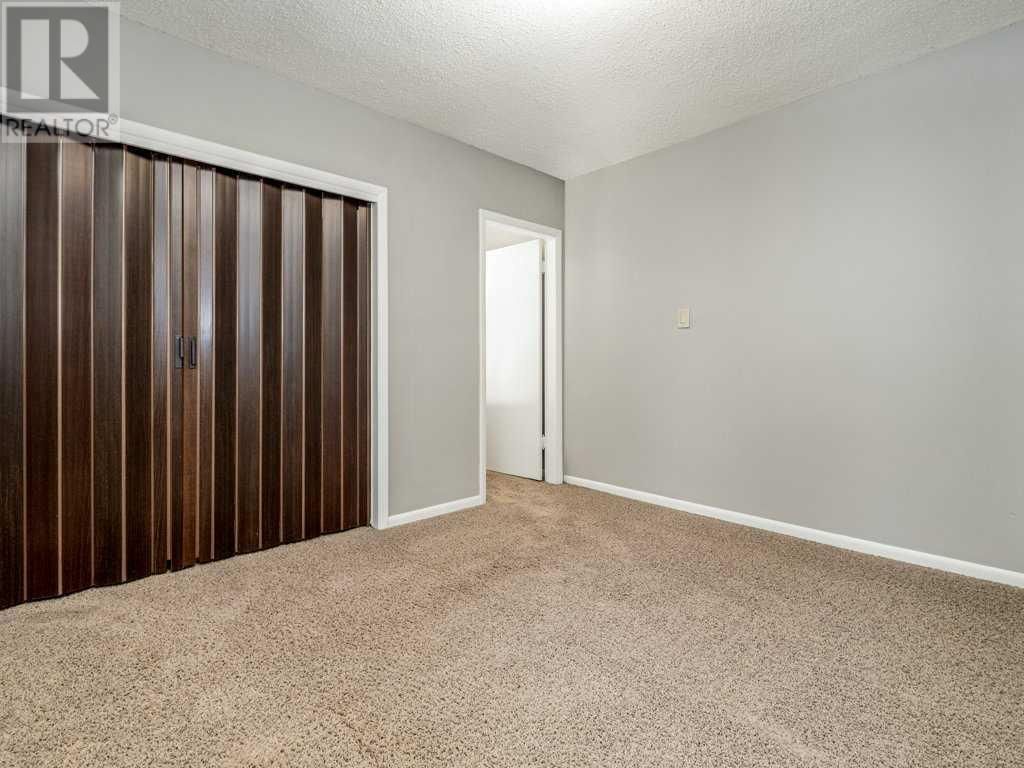 1905 10 Avenue South Lethbridge, Alberta
