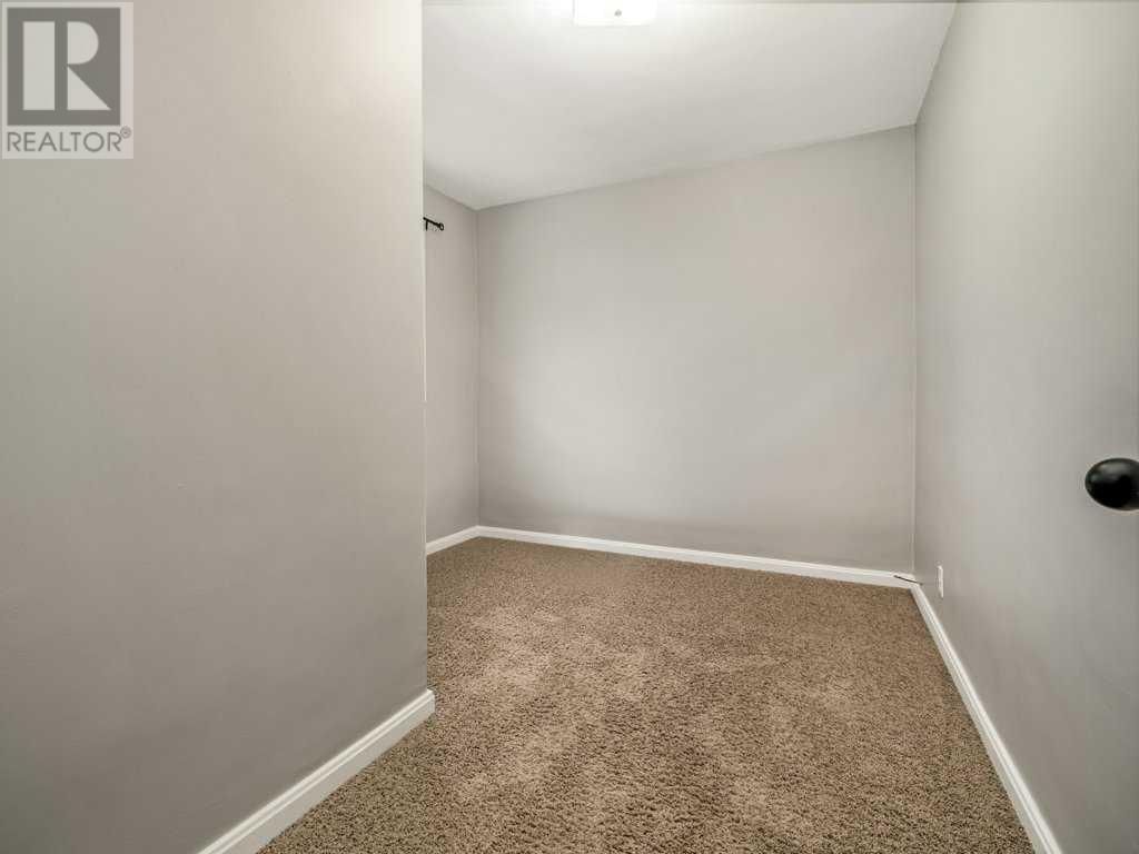 1905 10 Avenue South Lethbridge, Alberta