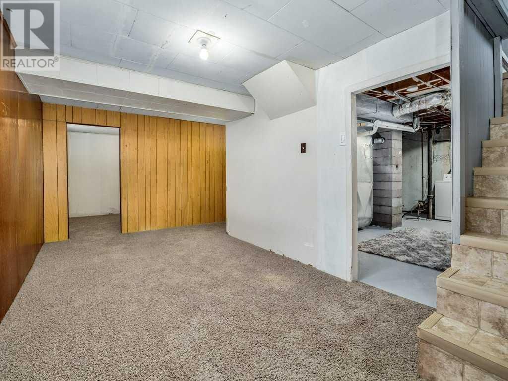 1905 10 Avenue South Lethbridge, Alberta