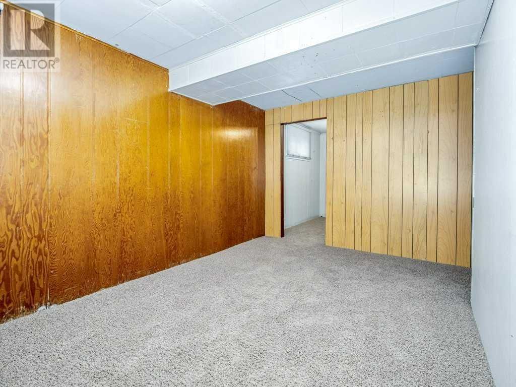 1905 10 Avenue South Lethbridge, Alberta