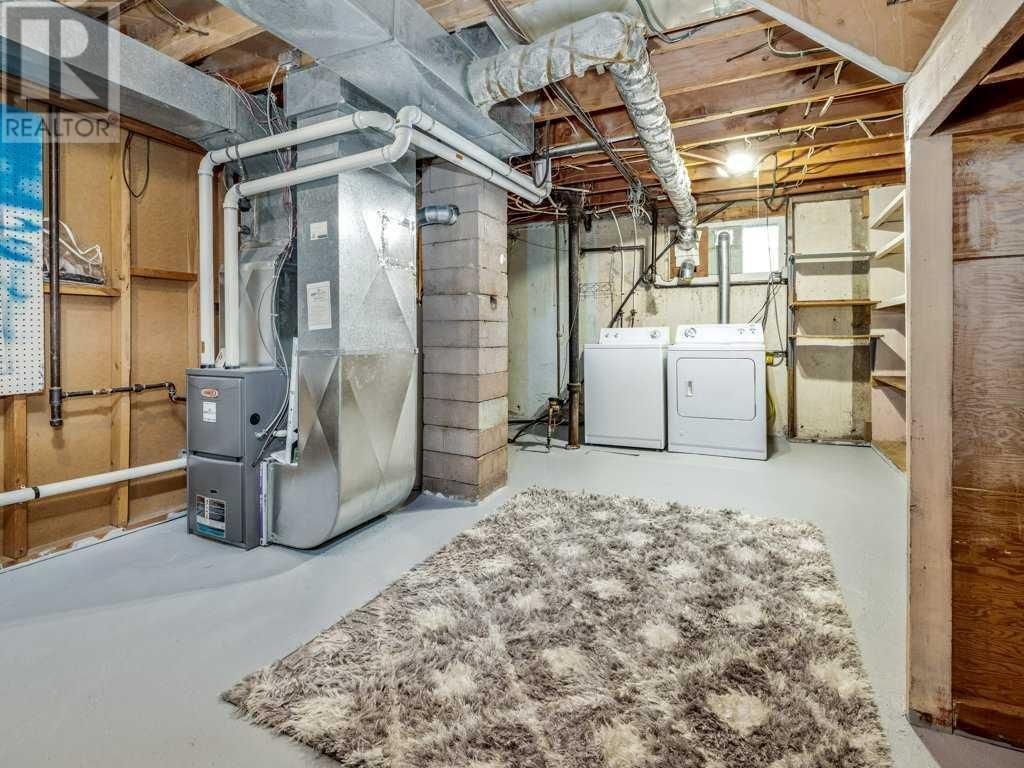 1905 10 Avenue South Lethbridge, Alberta