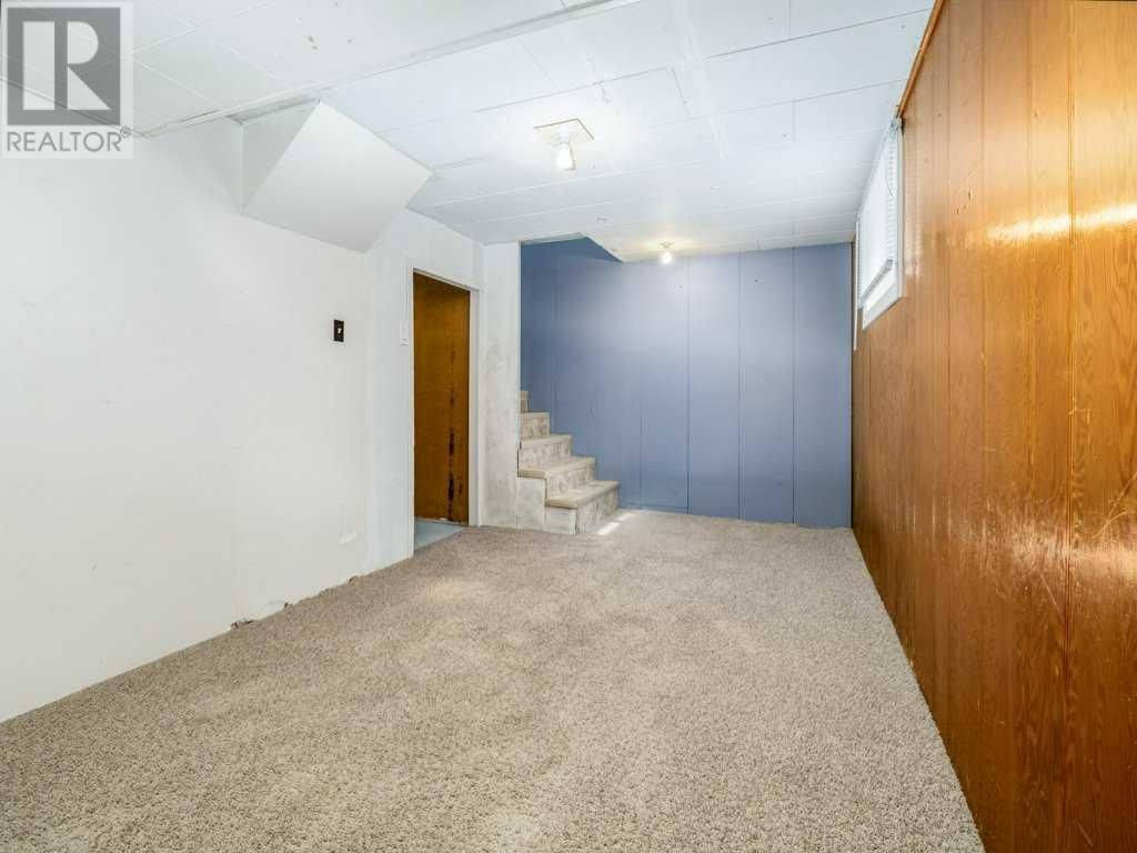 1905 10 Avenue South Lethbridge, Alberta