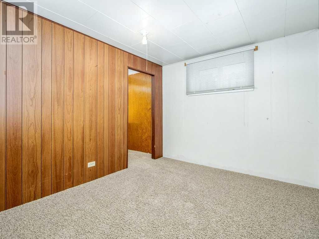1905 10 Avenue South Lethbridge, Alberta