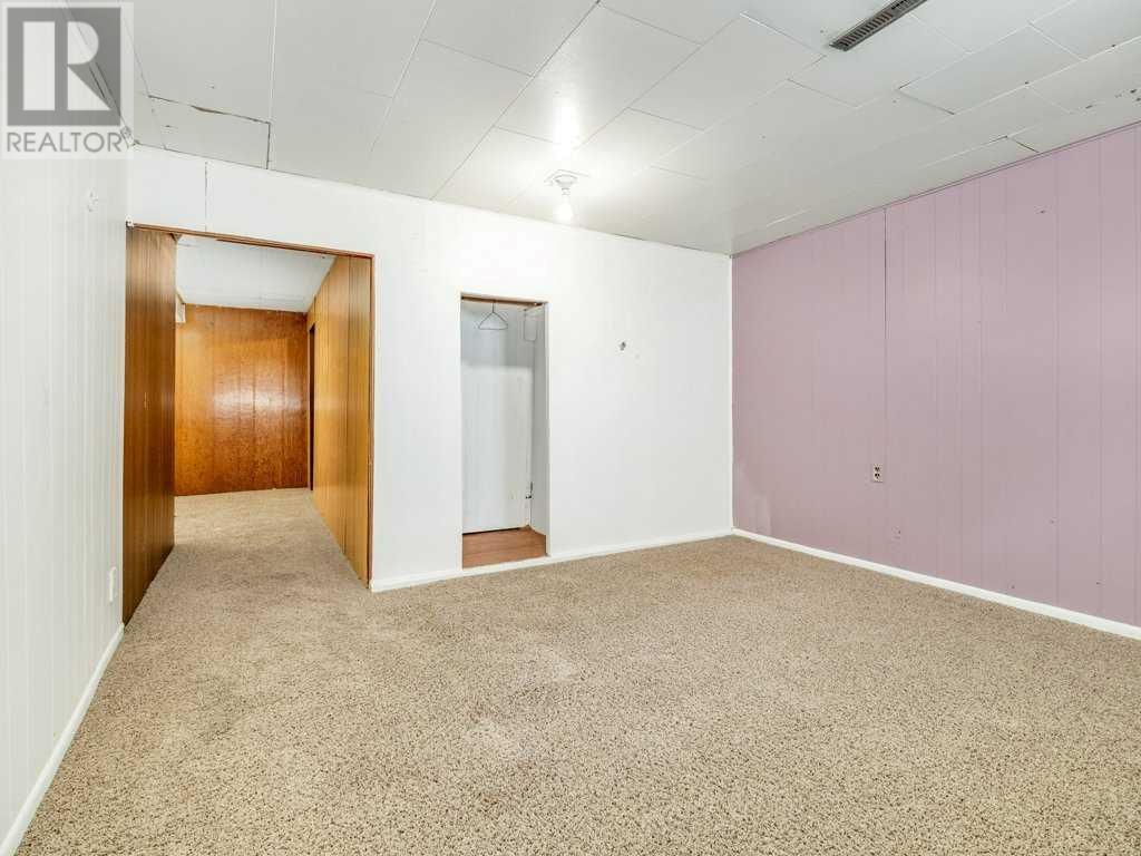 1905 10 Avenue South Lethbridge, Alberta