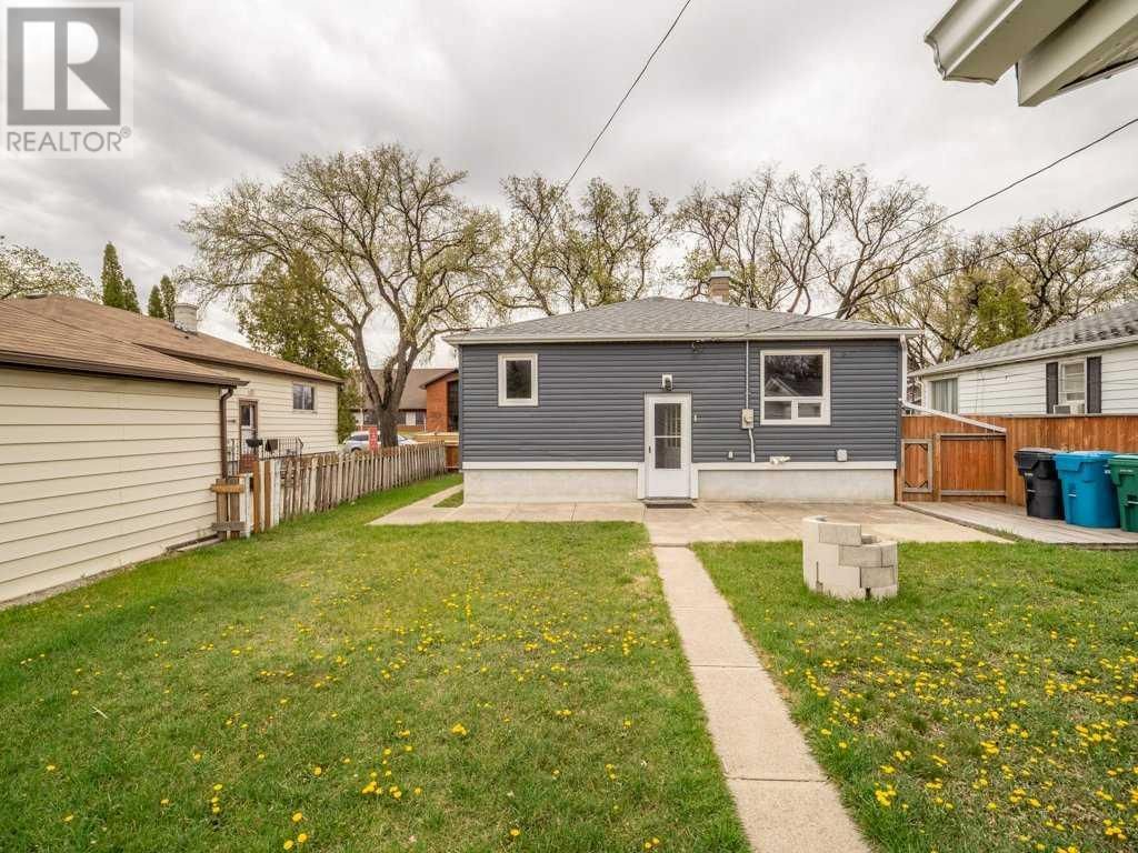 1905 10 Avenue South Lethbridge, Alberta