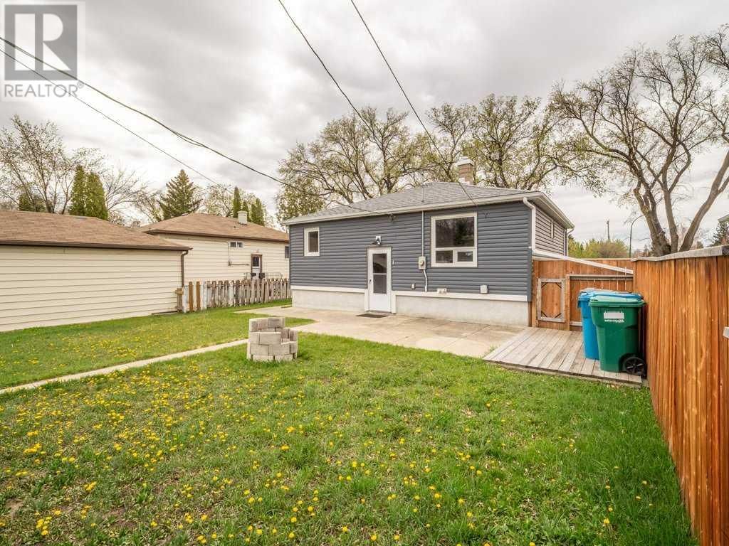 1905 10 Avenue South Lethbridge, Alberta