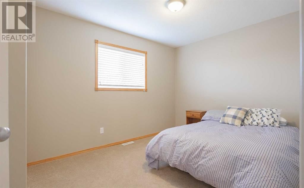230 MEADOWBROOK DRIVE Image 15