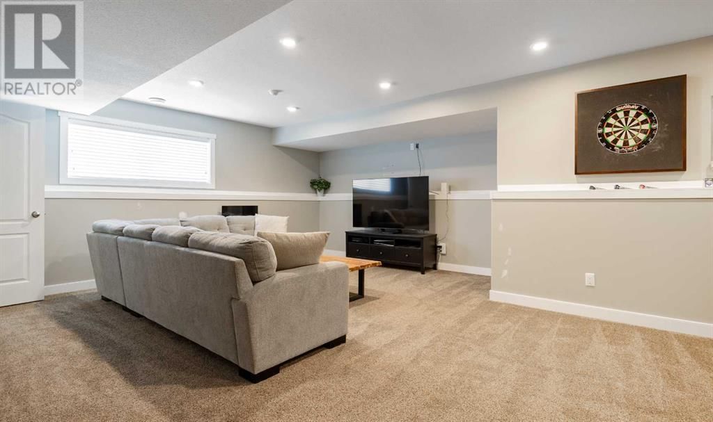 230 MEADOWBROOK DRIVE Image 21