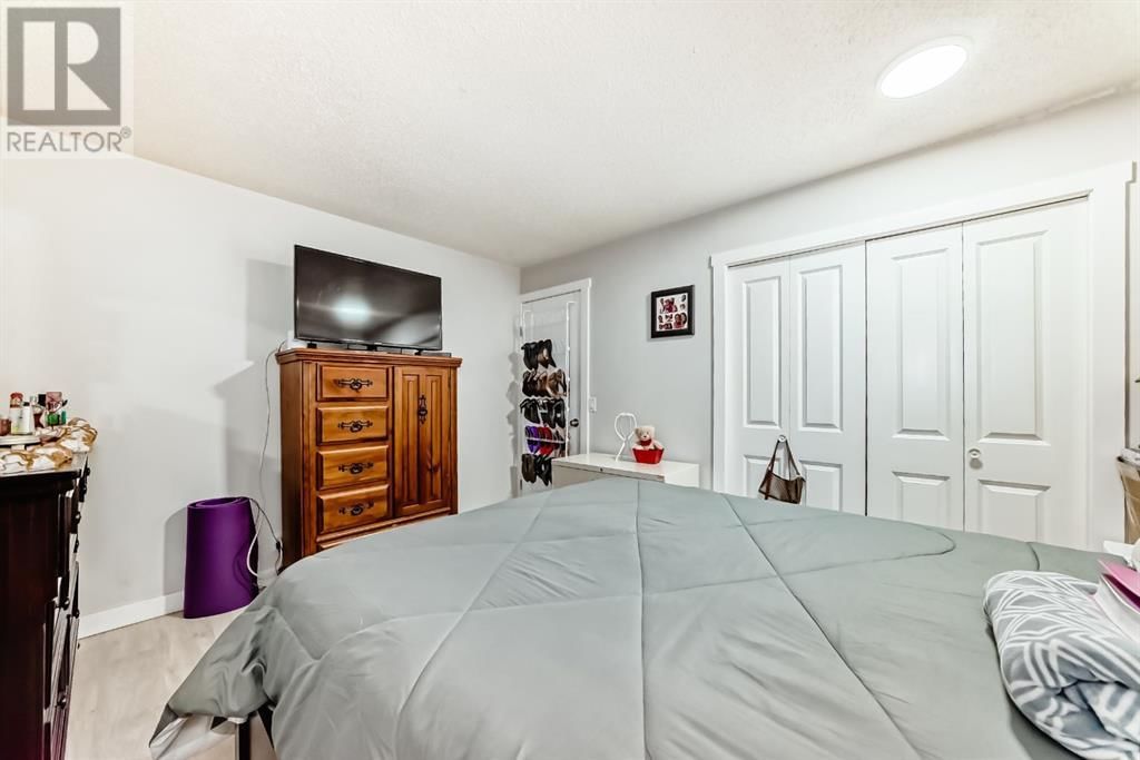 37 ABERDARE CRESCENT NORTHEAST Image 12