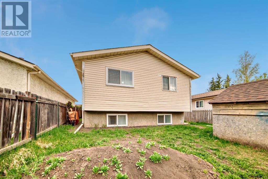 37 ABERDARE CRESCENT NORTHEAST Image 28
