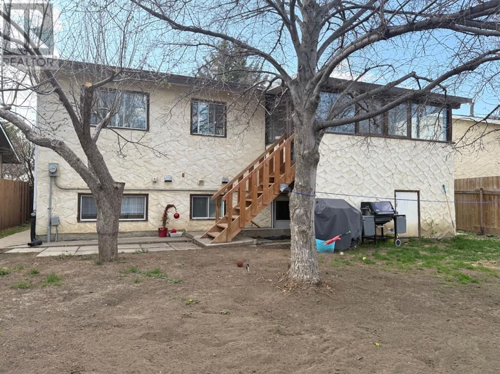 103 Oxford Road West Lethbridge, Alberta