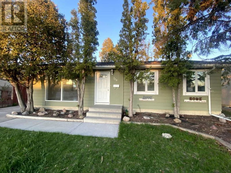 719 23 Street North Lethbridge, Alberta