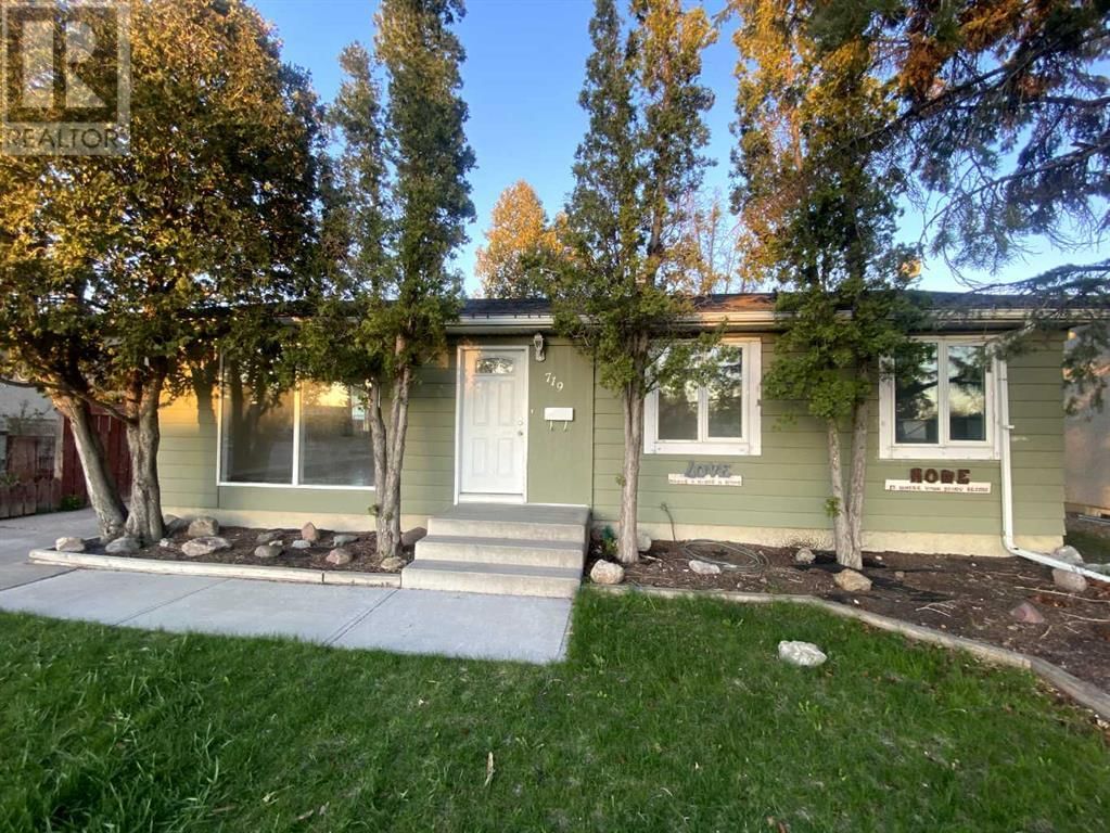 719 23 Street North Lethbridge, Alberta