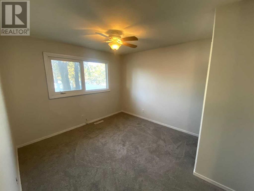 719 23 Street North Lethbridge, Alberta