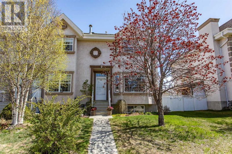 86 Adams Close Red Deer, Alberta