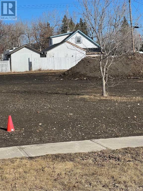 810814 3RD AVENUE Image 3