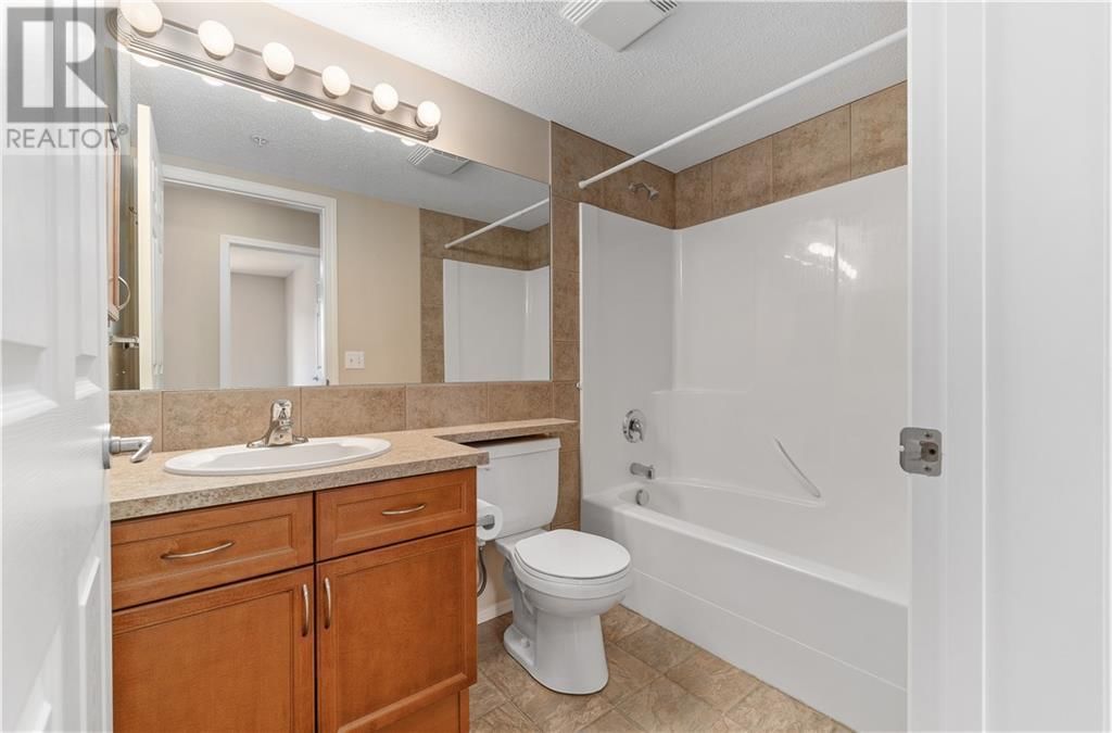 200 COMMUNITY WAY Image 16
