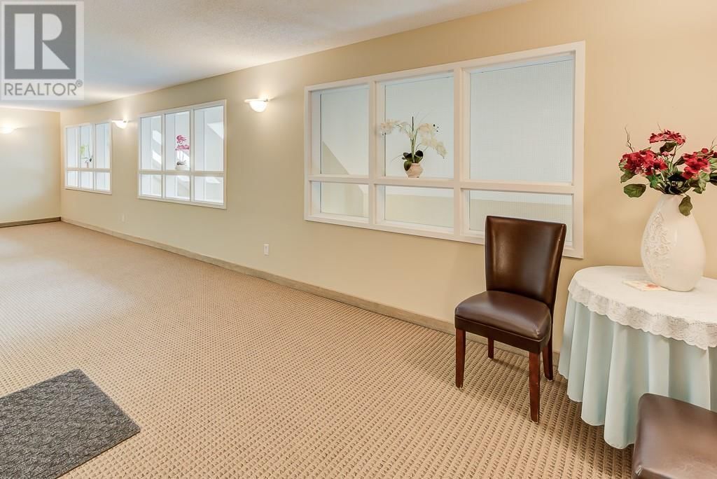 200 COMMUNITY WAY Image 21