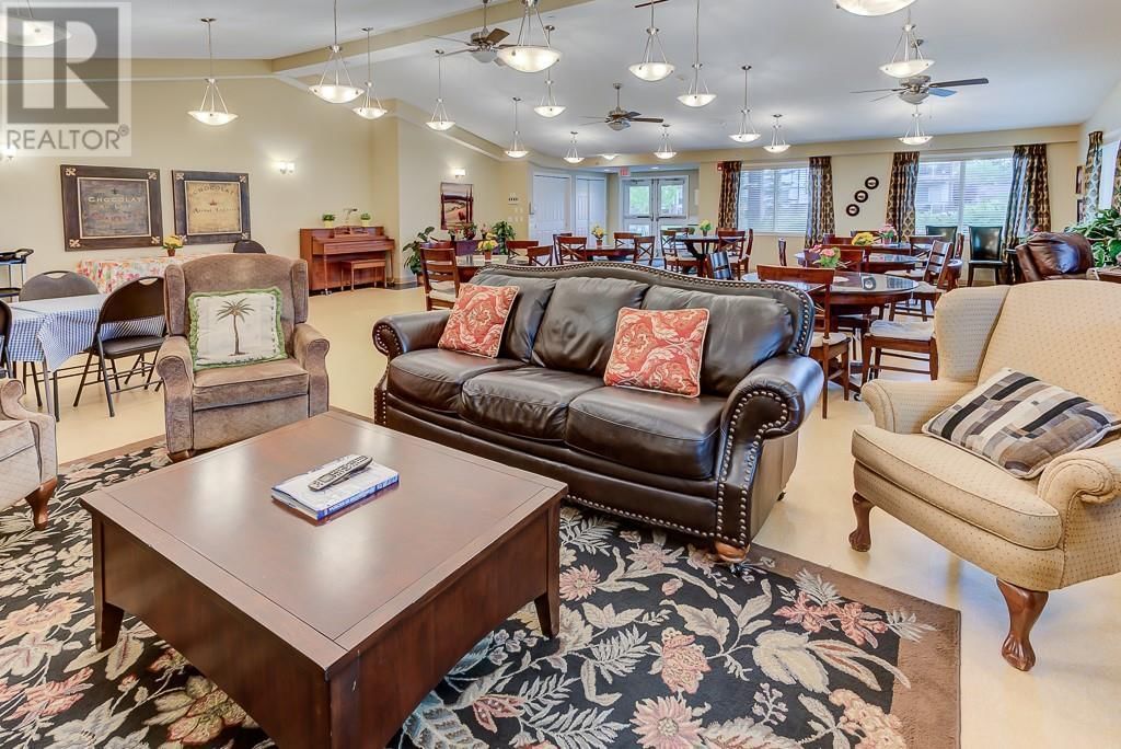 200 COMMUNITY WAY Image 33