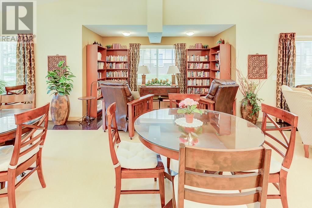 200 COMMUNITY WAY Image 34