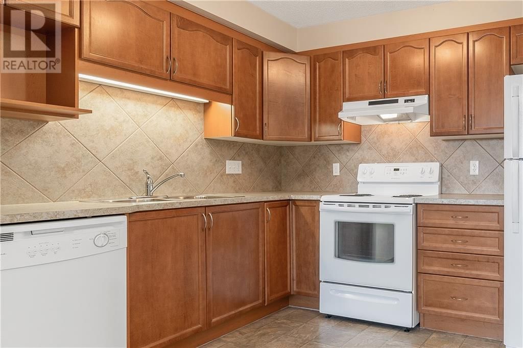 200 COMMUNITY WAY Image 5