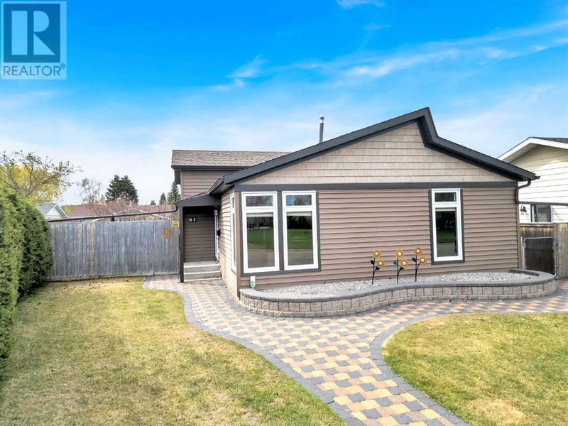 67 Baines Crescent Red Deer, Alberta