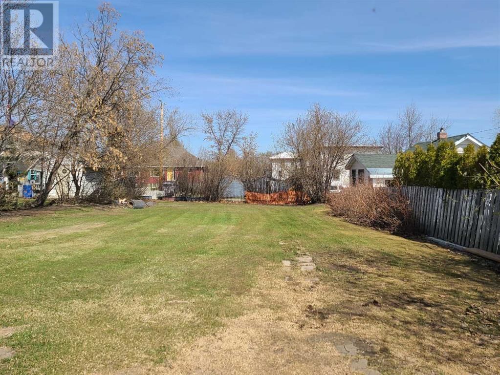10022 98 STREET Image 3