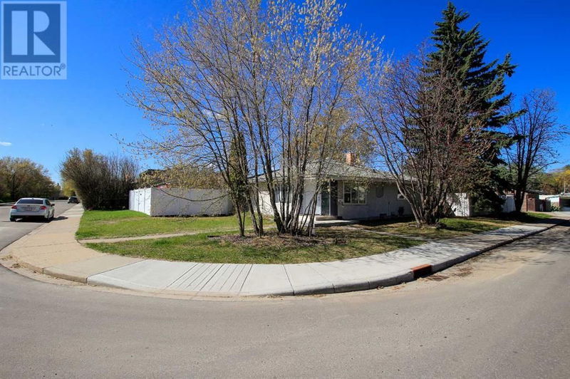 5940 59 Avenue Red Deer, Alberta