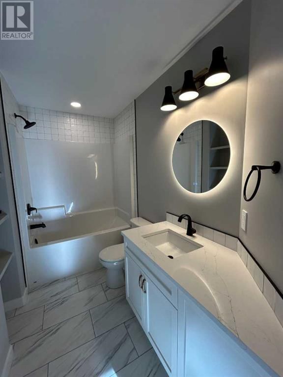 10625 113 STREET Image 15