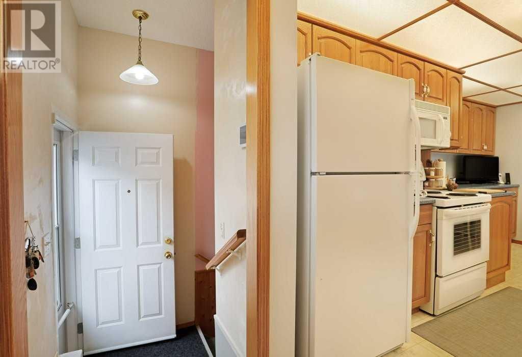 65 EASTBROOK DRIVE EAST Image 24