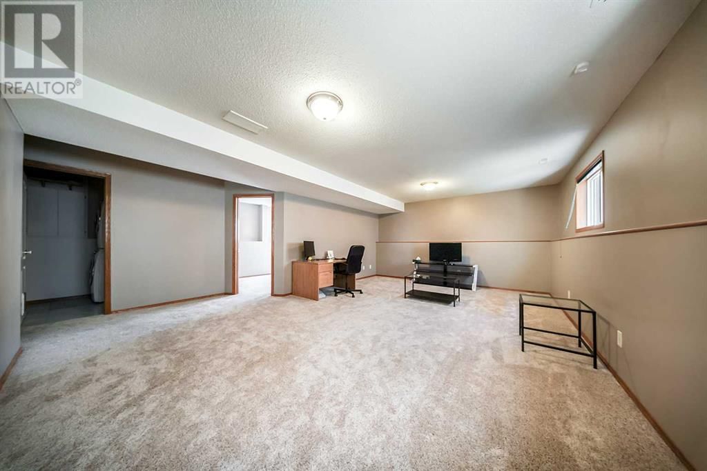 76 Lister Crescent Red Deer, Alberta