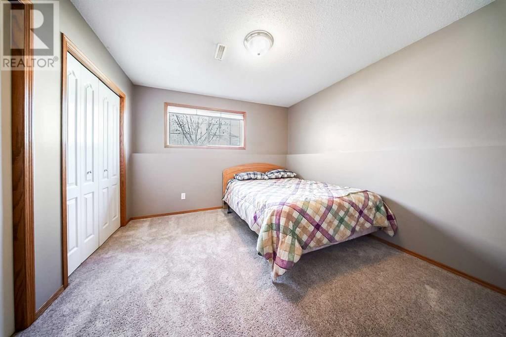 76 Lister Crescent Red Deer, Alberta